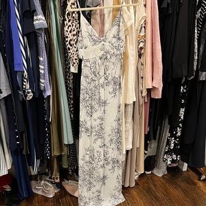 Flynn Skye Floral Print Maxi Dress